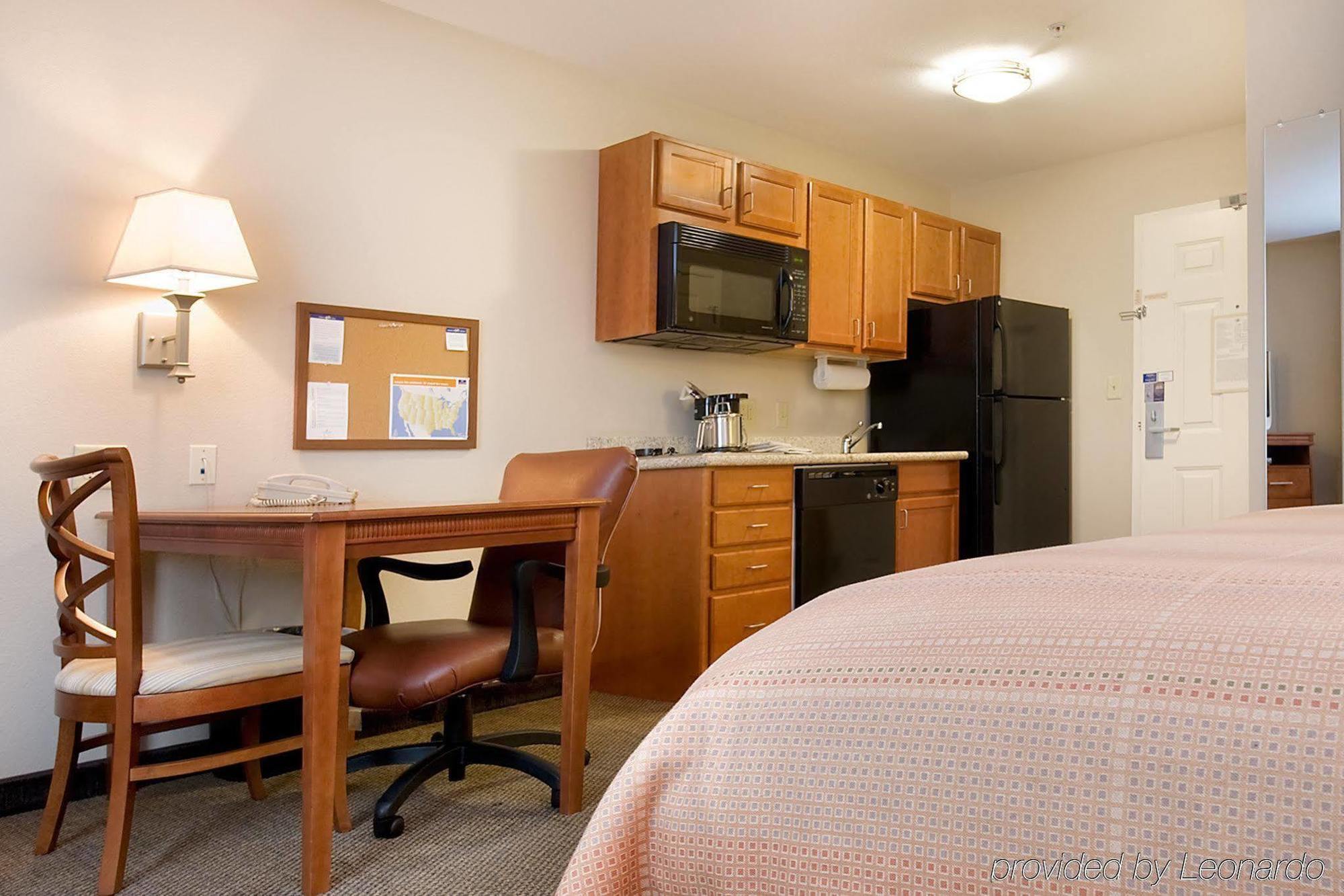 Candlewood Suites Wichita Falls At Maurine Street By Ihg Ruang foto